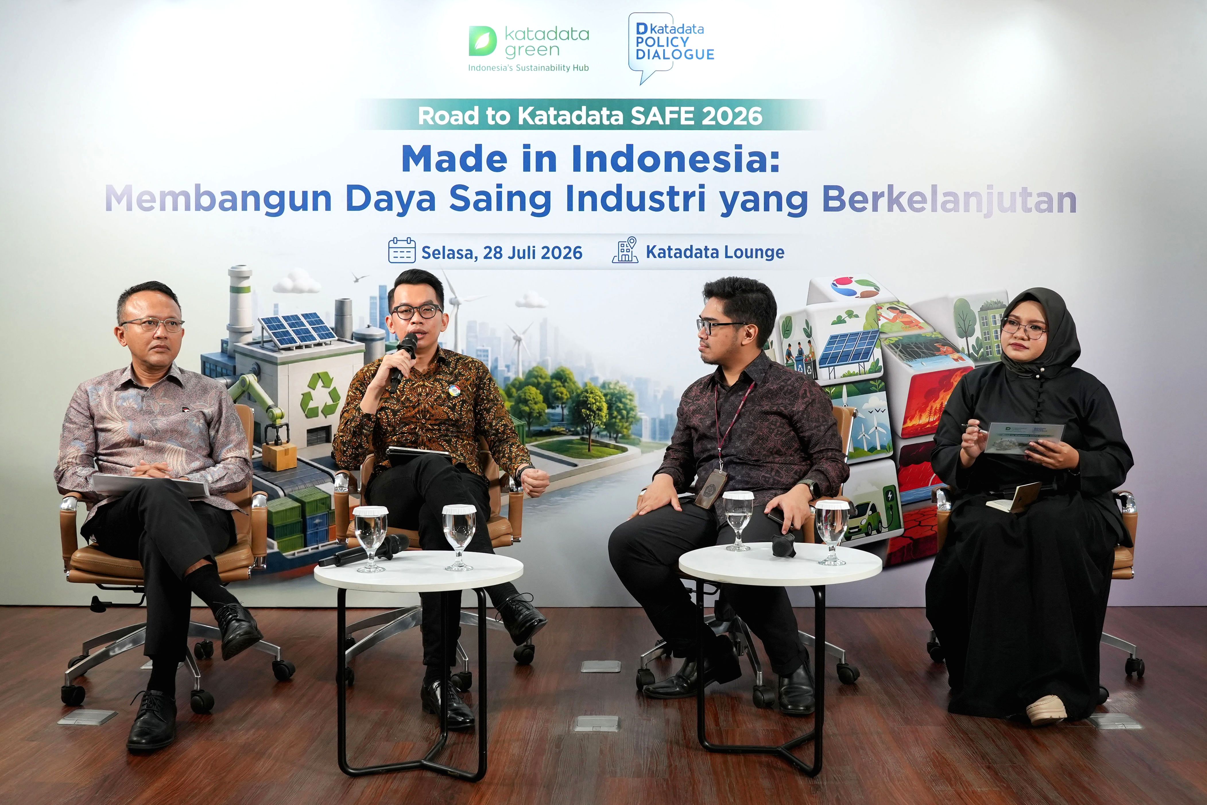 Managing Director Industrialization BPI Danantara Ardy Muawin berbicara dalam forum Katadata Policy Dialogue di Jakarta.