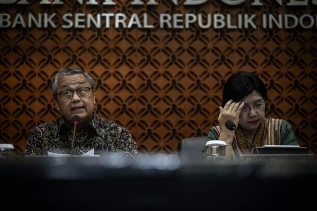 Deputi Gubernur Senior Bank Indonesia Destry Damayanti saat memberikan keterangan resmi terkait mekanisme transisi jabatan.