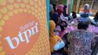 Gedung kantor PT Bank BTPN Syariah Tbk di Jakarta.