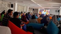 Ratusan pelajar dan mahasiswa menghadiri Jakarta Youth Film Festival 2026 di Istora Senayan, Jakarta.