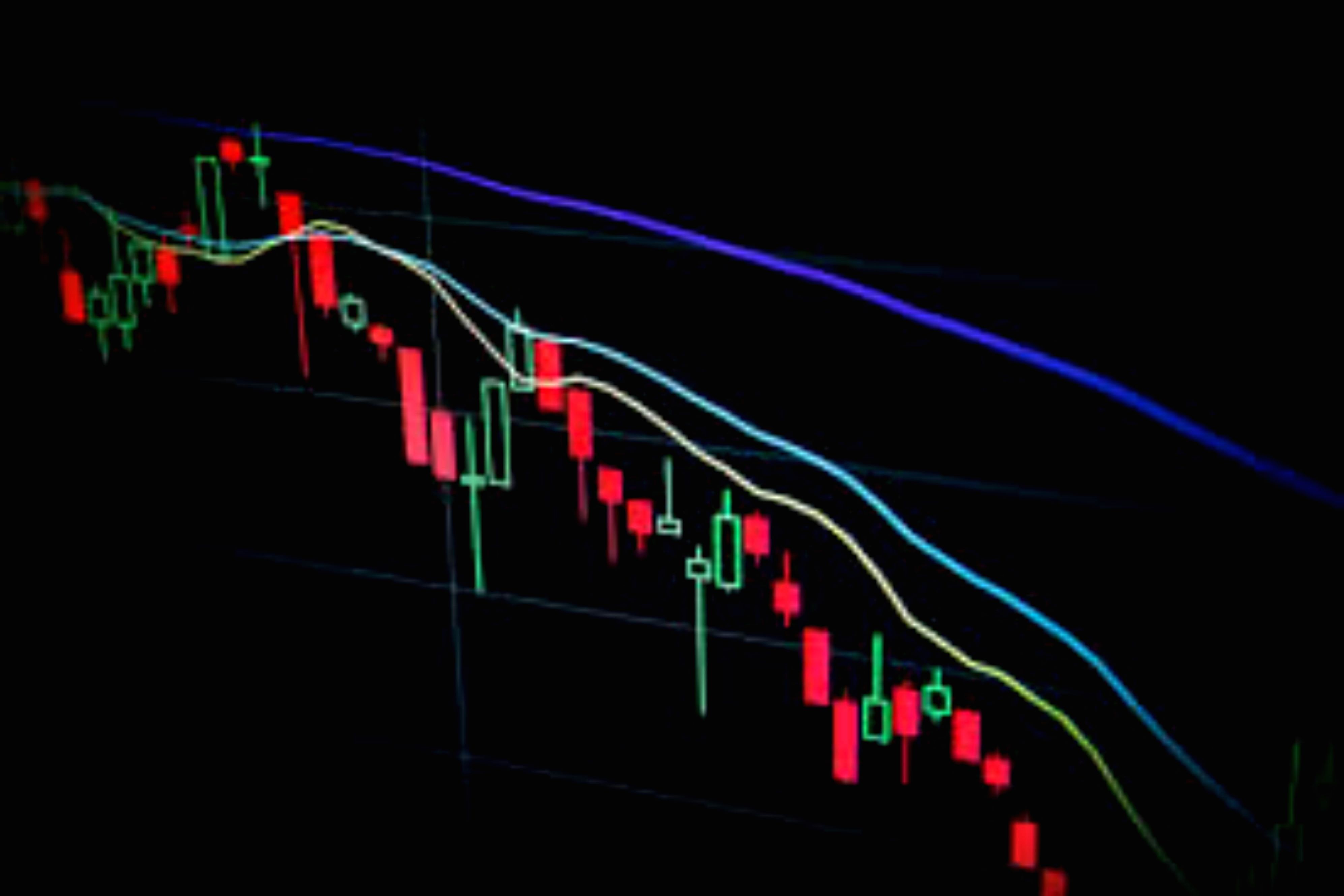 Layar monitor menampilkan grafik pergerakan Indeks Harga Saham Gabungan di Bursa Efek Indonesia.