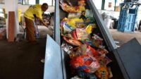 Direktur Utama BPDLH Joko Tri Haryanto saat memberikan penjelasan terkait rencana perluasan pendanaan sektor sampah.