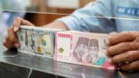 Tampilan layar grafik pergerakan nilai tukar mata uang Rupiah terhadap Dolar Amerika Serikat