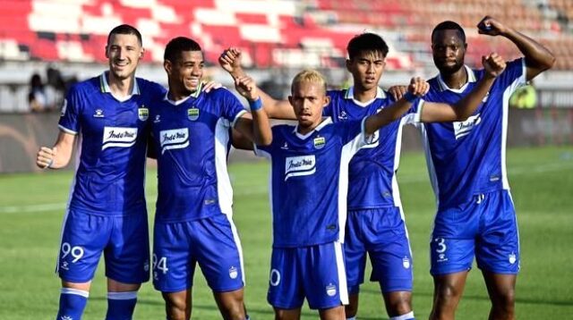Wali Kota Bandung Muhammad Farhan memberikan dukungan terhadap rencana IPO Persib Bandung