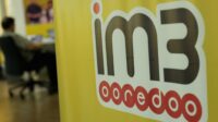 Vikram Sinha, Presiden Direktur dan CEO Indosat Ooredoo Hutchison saat memberikan keterangan pers kinerja perusahaan.