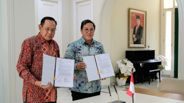 Penandatanganan nota kesepahaman antara PT Jalin Pembayaran Nusantara dan Yayasan Bina Astacita Center di Jakarta.