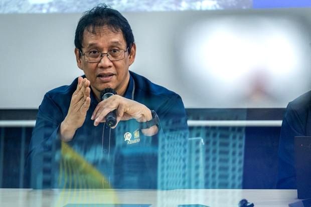 Menteri Keuangan Purbaya Yudhi Sadewa memberikan keterangan pers terkait pertumbuhan ekonomi Indonesia