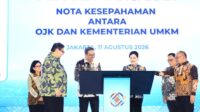 Ketua Dewan Komisioner OJK Friderica Widyasari Dewi saat memberikan keterangan terkait pembiayaan UMKM