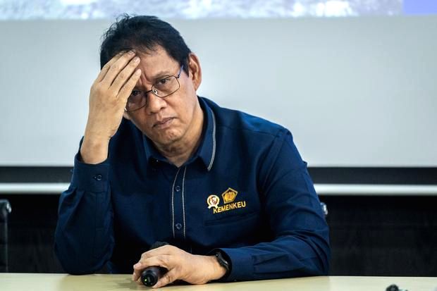 Menteri Keuangan Purbaya Yudhi Sadewa memberikan keterangan pers mengenai pelunasan utang Koperasi Merah Putih.