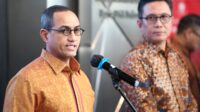 da6548e00fc9920e4e63cfd28e723549.jpg Kepala Eksekutif Pengawas Pasar Modal OJK Hasan Fawzi saat memberikan keterangan pers terkait sanksi pelaku pasar modal.