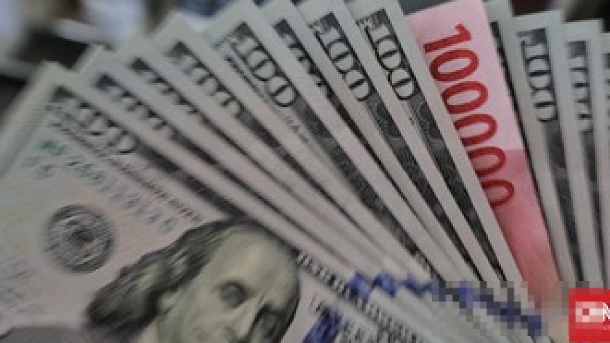 Rupiah Melemah ke Rp18.135 per Dolar AS Akibat Tekanan Harga Minyak