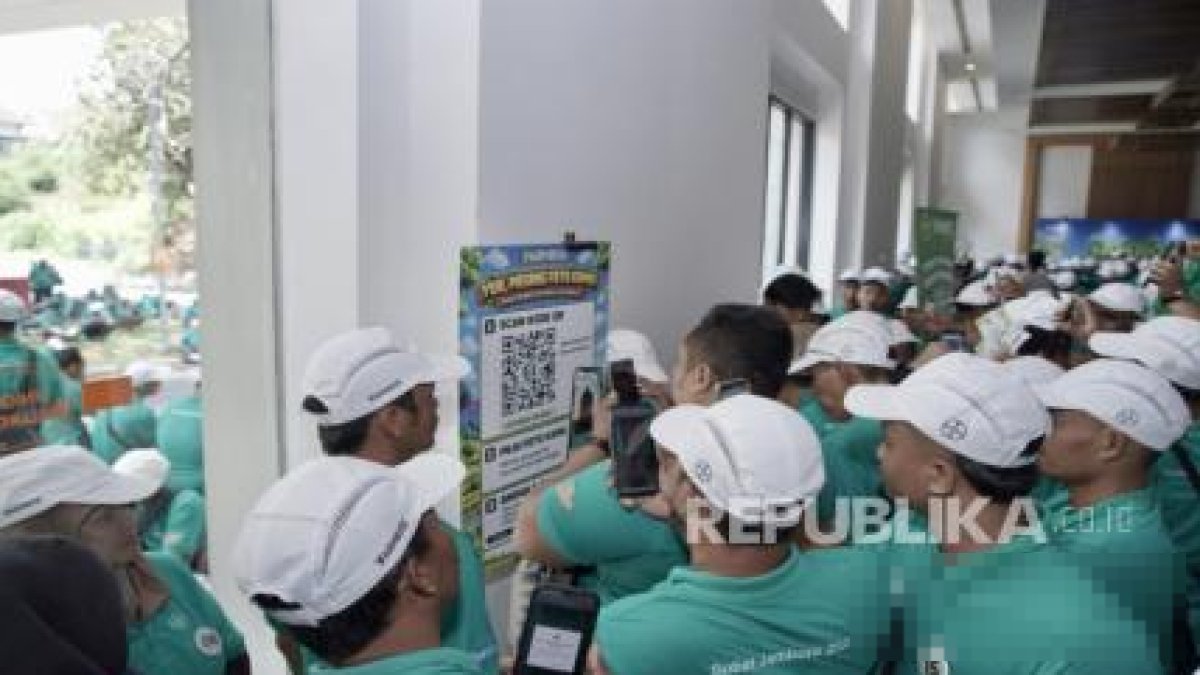 Peluncuran platform digital FARMRISE oleh Bayer Indonesia untuk mendukung edukasi dan produktivitas petani modern.