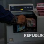 Grafik pergerakan nilai tukar Rupiah terhadap Dolar AS yang melemah di tengah kekhawatiran reklasifikasi pasar saham oleh MSC