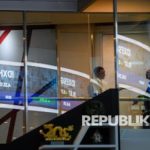 Gedung kantor pusat PT Bank Central Asia Tbk sebagai simbol aksi korporasi pembelian kembali saham untuk stabilitas pasar.